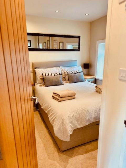 Blankednick Boltholes - 3 Beautiful Family Or Couples Cornish Getaways Truro Exterior photo