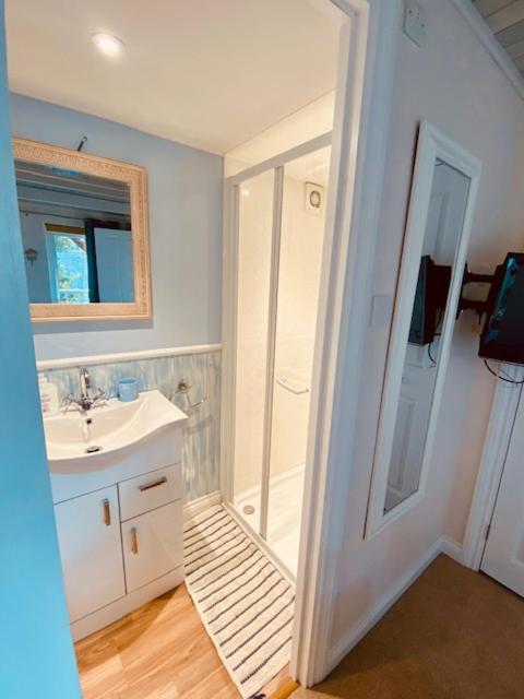 Blankednick Boltholes - 3 Beautiful Family Or Couples Cornish Getaways Truro Exterior photo